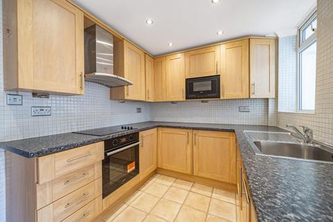59 Paston Crescent, London, SE12 9EF