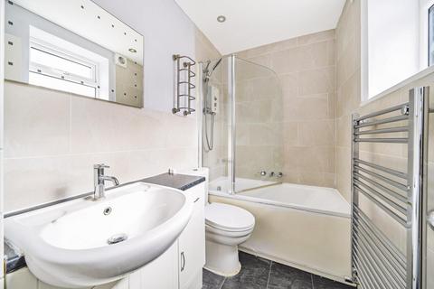 59 Paston Crescent, London, SE12 9EF