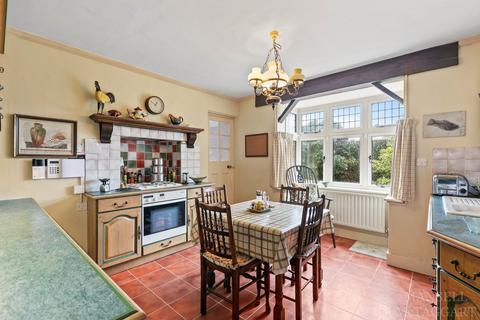 3 bedroom cottage for sale, Hartfield Road, Forest Row RH18