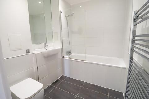 1 bedroom apartment for sale, Bromley Road, London, SE6