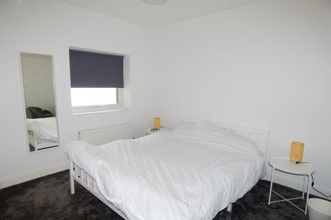1 bedroom flat for sale, Whitehall Road, Gateshead