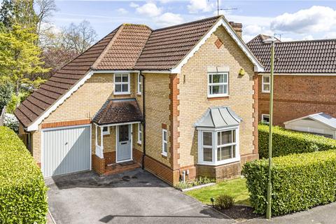 4 bedroom detached house for sale, Russet Drive, St. Albans, Hertfordshire