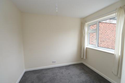 3 bedroom terraced house to rent, St Dunstans Close, Glastonbury, Somerset