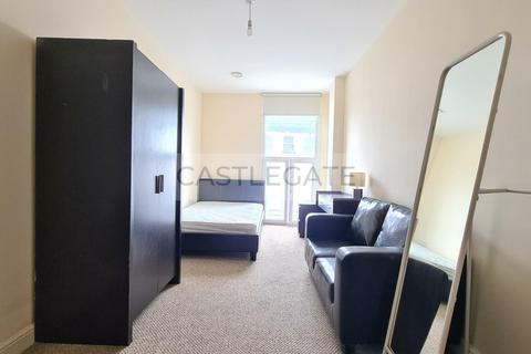 1 bedroom flat to rent, Westgate Apartments, Huddersfield, HD1 1AB