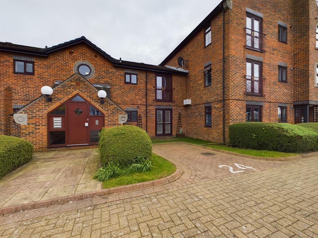 Kingston Wharf, Hull Marina, HU1 2 bed apartment for sale £159,950