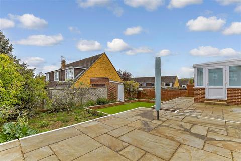 6 Cardinal Close, Tonbridge, TN9 2EN