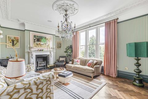 5 bedroom terraced house for sale, Montague Road, Richmond, Surrey, TW10