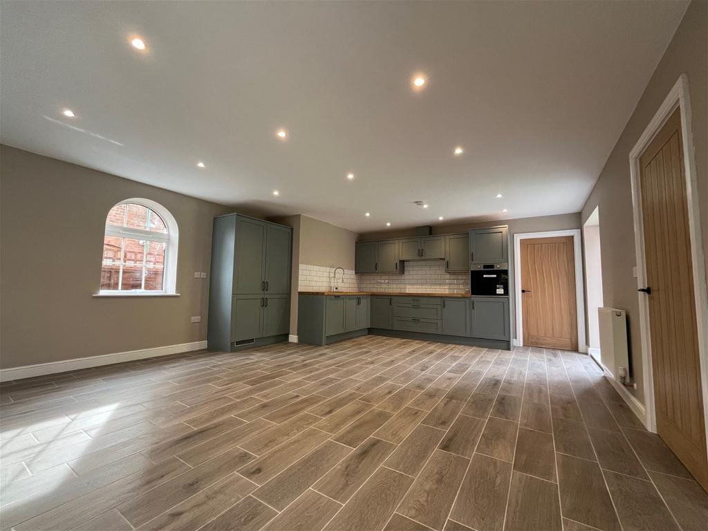 Churchview House, Chapel Lane, Atch... 3 bed detached house for sale £600,000