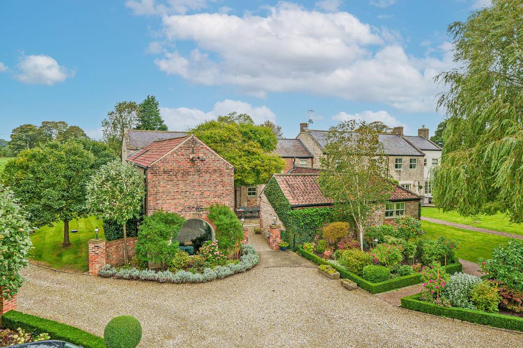 Monkton, Harrogate, HG3 6 bed detached house for sale £2,195,000