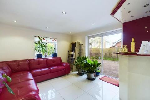 4 bedroom detached house to rent, Kitwood drive,  Lower Earley,  RG6