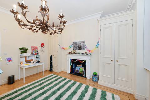 undefined, Bina Gardens, London, SW5