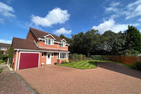 4 bedroom detached house for sale, Gough Close, Priorslee, Telford, Shropshire, TF2