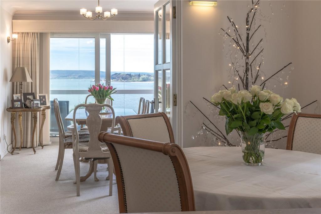 Breakfast Room