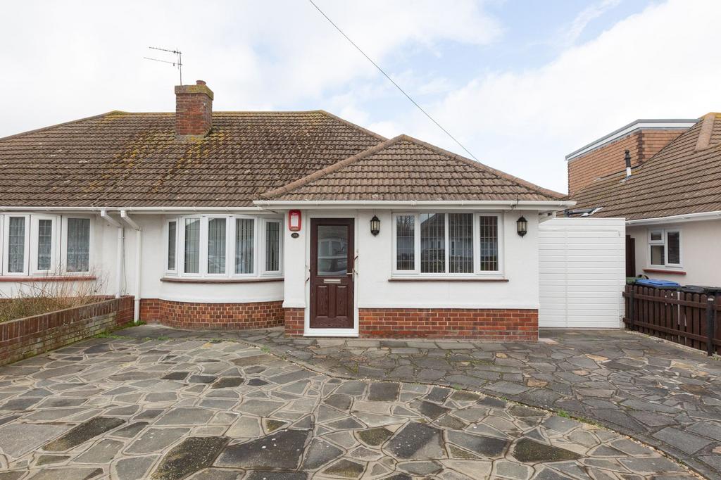 Warren Drive, Broadstairs, CT10 2 bed semidetached bungalow £350,000
