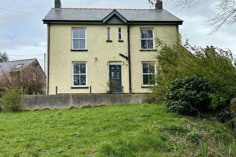 Ammanford - 4 bedroom detached house to rent
