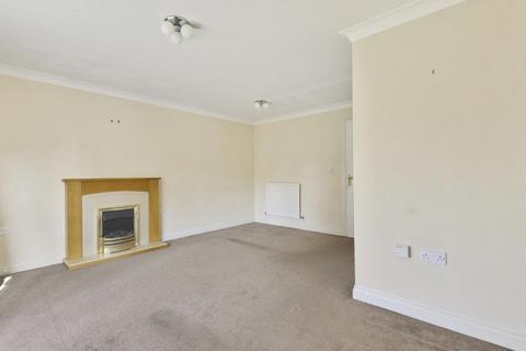 4 bedroom terraced house for sale, Saxongate,  Hereford,  HR2