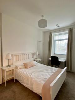 2 bedroom apartment to rent, Forth Crescent, Stirling FK8
