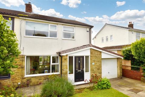 4 bedroom semi-detached house for sale, Oak Dene Close, Pudsey, West Yorkshire