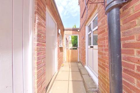 1 bedroom flat to rent, Havelock Road, Kings Langley WD4