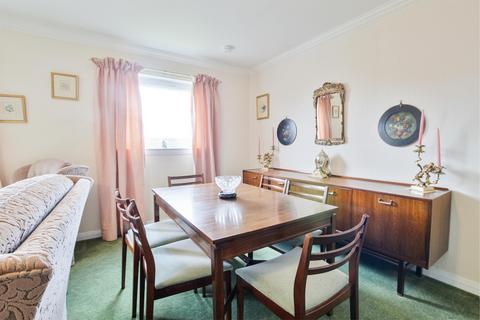 75 Curlinghall, Largs, KA30 8LB