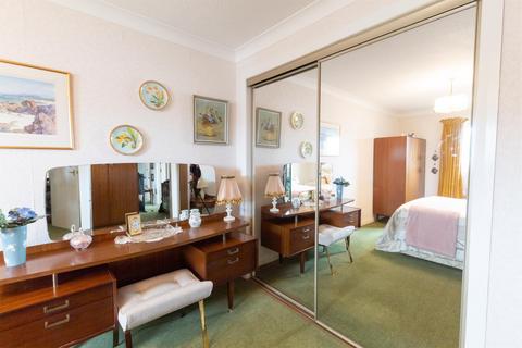 75 Curlinghall, Largs, KA30 8LB