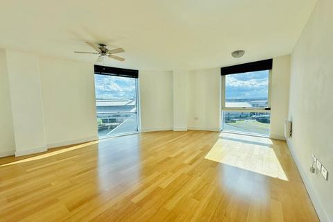 1 bedroom apartment for sale, Apartment 35, Marina Point West, Chatham Quays