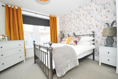 1 bedroom flat to rent, Albion Road Sandown PO36