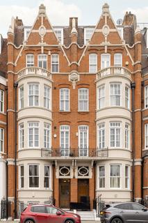 Flat F, 11 Cheyne Place, London, SW3 4HH