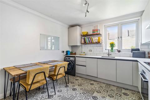 Flat 2, 39 Sunnyside Road, London, W5 5HT