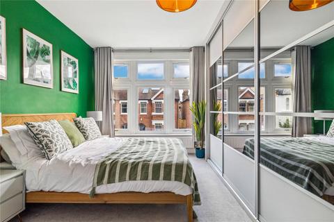 Flat 2, 39 Sunnyside Road, London, W5 5HT