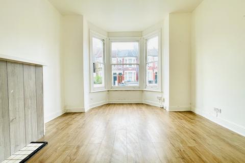 2 bedroom flat for sale, Chapter Road, Willesden Green, NW2