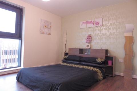 2 bedroom apartment to rent, Princes Street, Swindon SN1
