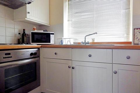 1 bedroom apartment to rent, Queen Emmas Dyke, Witney OX28