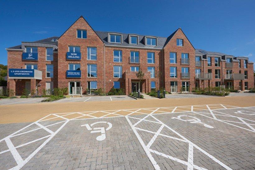 Lane, Wooburn Green, High HP10 1 bed apartment for