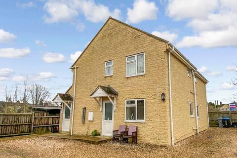 1 bedroom apartment to rent, 16a Westfield Road, Witney OX28
