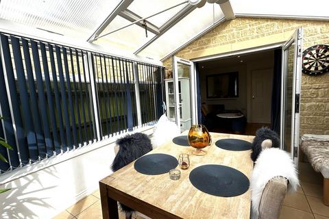 12 Rowan Drive, Witney, OX28 1BL