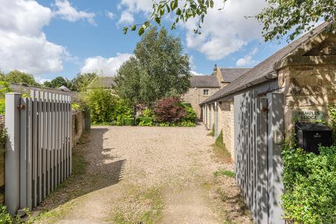 6 bedroom semi-detached house for sale, Hemples Lodge, Prestwick Road, Dinnington, Newcastle Upon Tyne, NE13