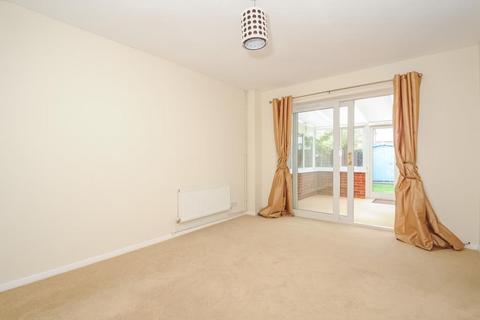2 bedroom end of terrace house for sale, Bicester,  Oxfordshire,  OX26