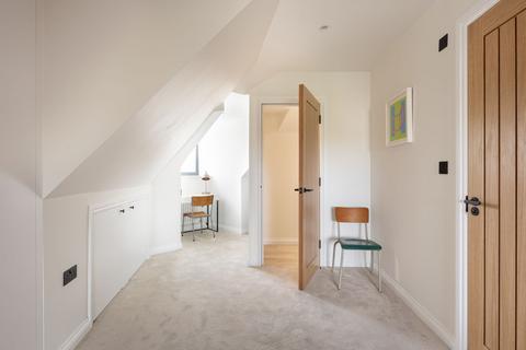 2 bedroom flat to rent, Camberwell Church Street, London SE5