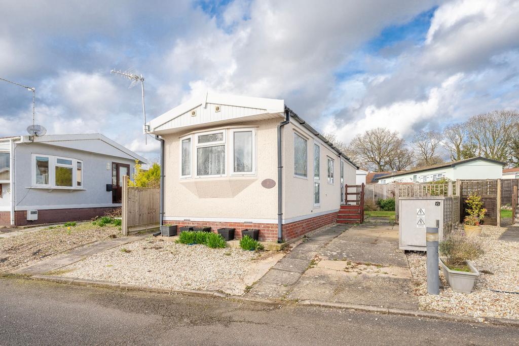 Newton Park Homes, Newton St. Faith 2 bed park home for sale £80,000