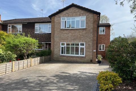 3 bedroom end of terrace house for sale, Silverdale Court Leacroft, Staines-upon-Thames, Surrey, TW18