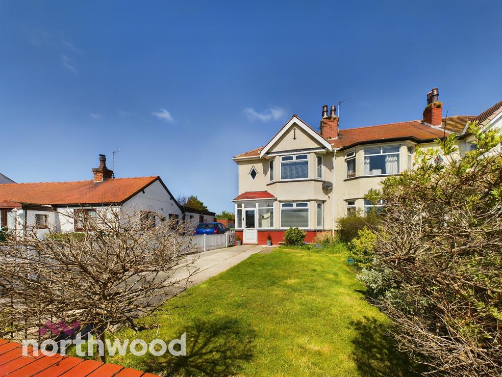 Shellfield Road, Southport, PR9 3 bed end of terrace house for sale £