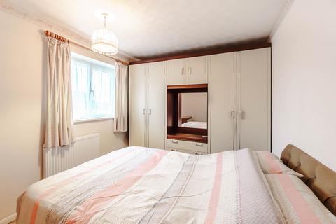 75 Hillcrest, Bar Hill, Cambridge, CB23 8TQ