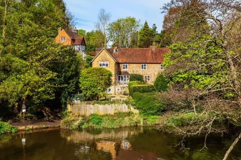 4 bedroom semi-detached house for sale, Ferry Cottage, Ferry Lane, Guildford, Surrey, GU2