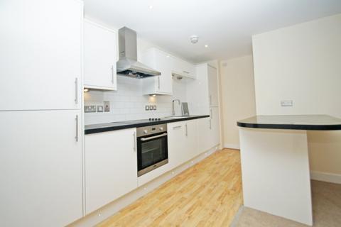 2 bedroom flat to rent, Harrogate Road, Moortown, Leeds, LS17