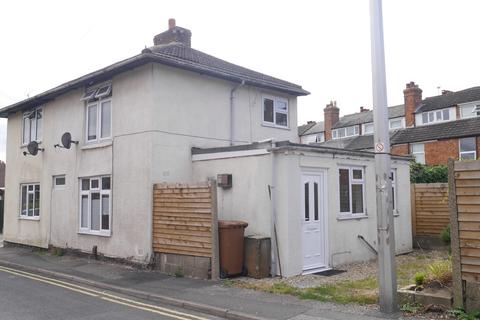 2 bedroom semi-detached house to rent, Doctors Lane, Melton Mowbray LE13