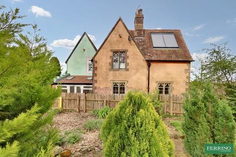 3 bedroom detached house for sale, 72 Victoria Road, Coleford, Gloucestershire. GL16 8DS