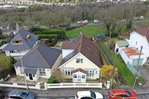 3 bedroom detached house for sale, Tabor Road, Maesycwmmer, CF82