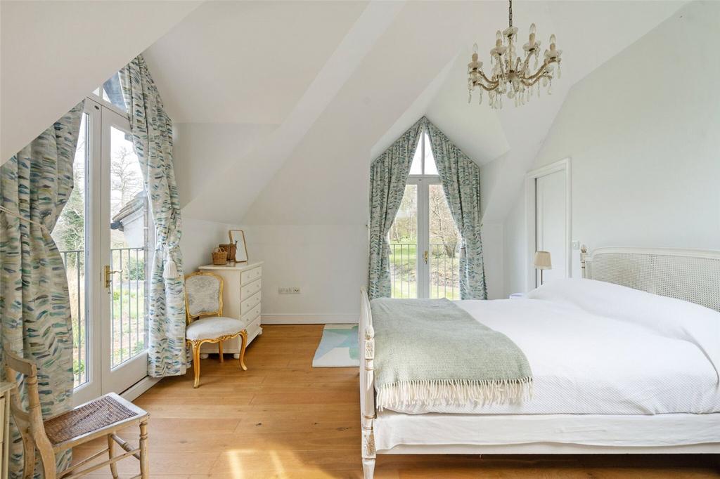 Main Bedroom