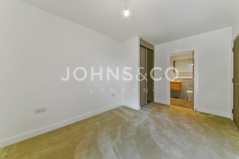 undefined, Flagstaff Road, Bankside Gardens, Reading, RG2